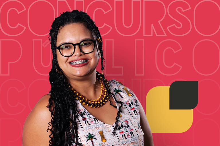 Arte em fundo vermelho com foto de professora da UFOB