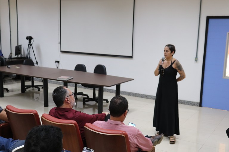 Pesquisadores se reúnem com comitiva da SECTI