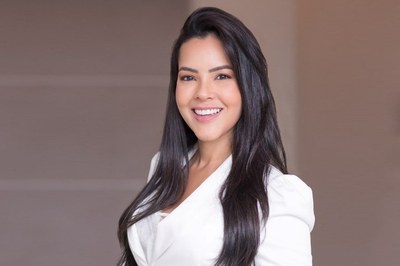 Foto de psicóloga Giovanna Carla Sena Lacerda, que participará da Roda de Conversa "Emoções e Aprendizagem: uma abordagem neuropsicopedagógica"