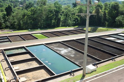 Imagem de estação de tratamento de água e esgoto