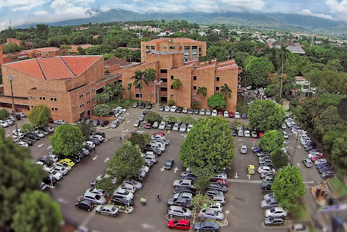 Imagem aérea da Pontifícia Universidad Javeriana (PUJCALI), em Cali, na Colômbia