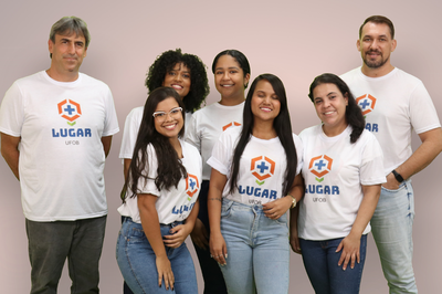 Imagem de membros da Plataforma Mais Lugar, do Centro Multidisciplinar da UFOB de Barra