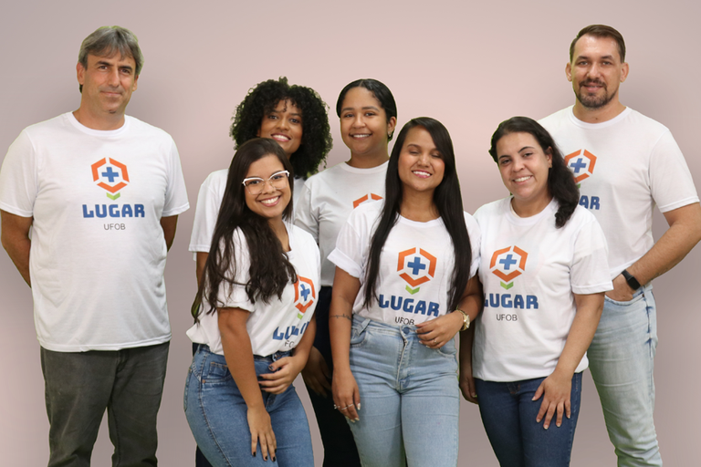 Imagem de membros da Plataforma Mais Lugar, do Centro Multidisciplinar da UFOB de Barra