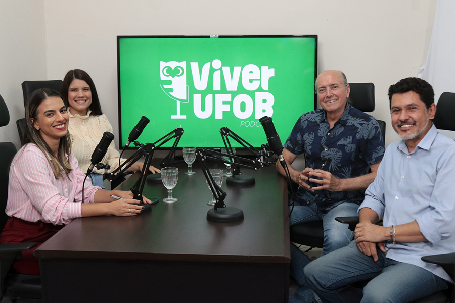 Podcast Viver UFOB entrevista Naomar de Almeida Filho, ex-reitor da UFBA e UFSB