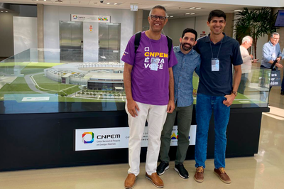 Professor Heveson Lima, do Centro Multidisciplinar da UFOB de Luís Eduardo Magalhães, em visita ao Centro Nacional de Pesquisa em Energia e Materiais (CNPEM), em Campinas