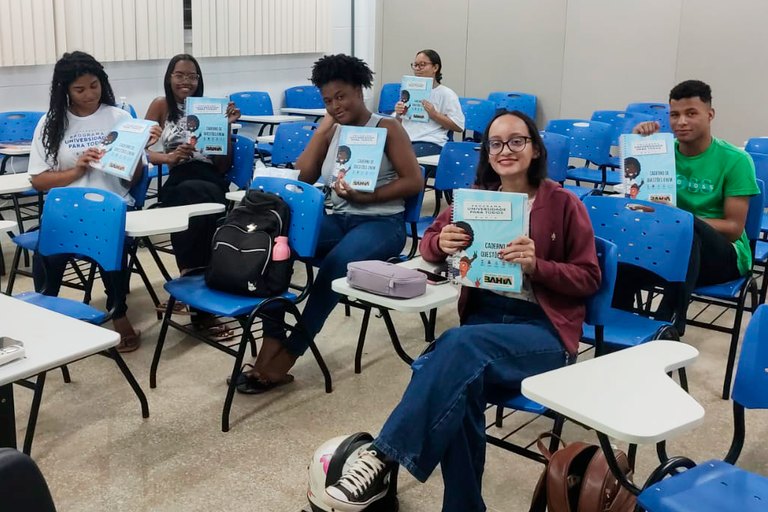 Imagem de estudantes do UPT/UFOB em sala de aula